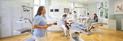 Behandlungszimmer Behandlungszimmer - KFO Praxis Dr. Opitz in Detmold